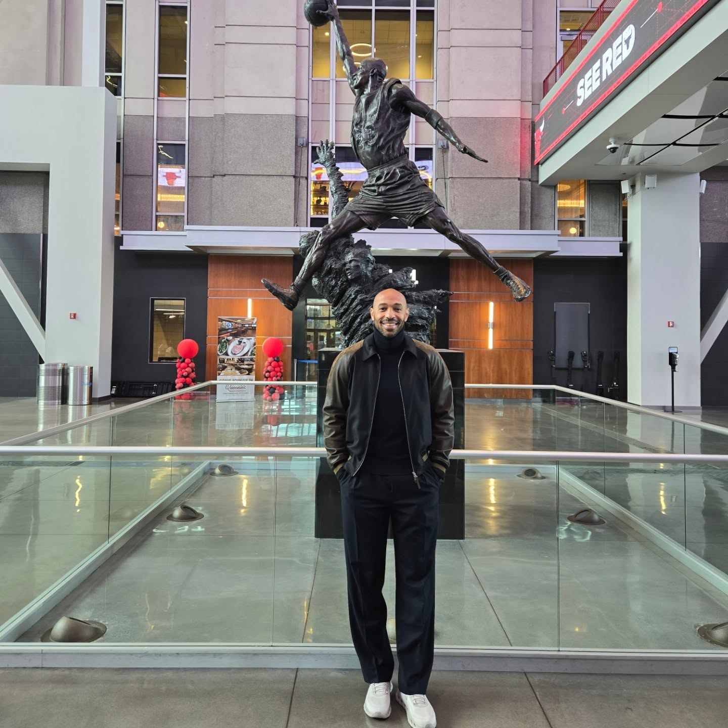 photo_2025-10-26_02-59-05 تیری آنری