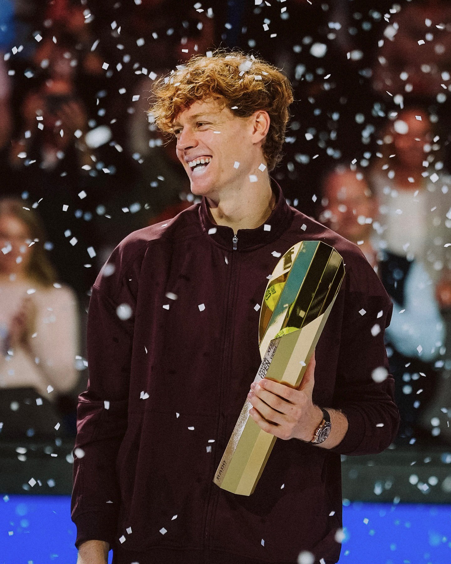 photo_2025-10-27_02-25-28 یانیک سینر