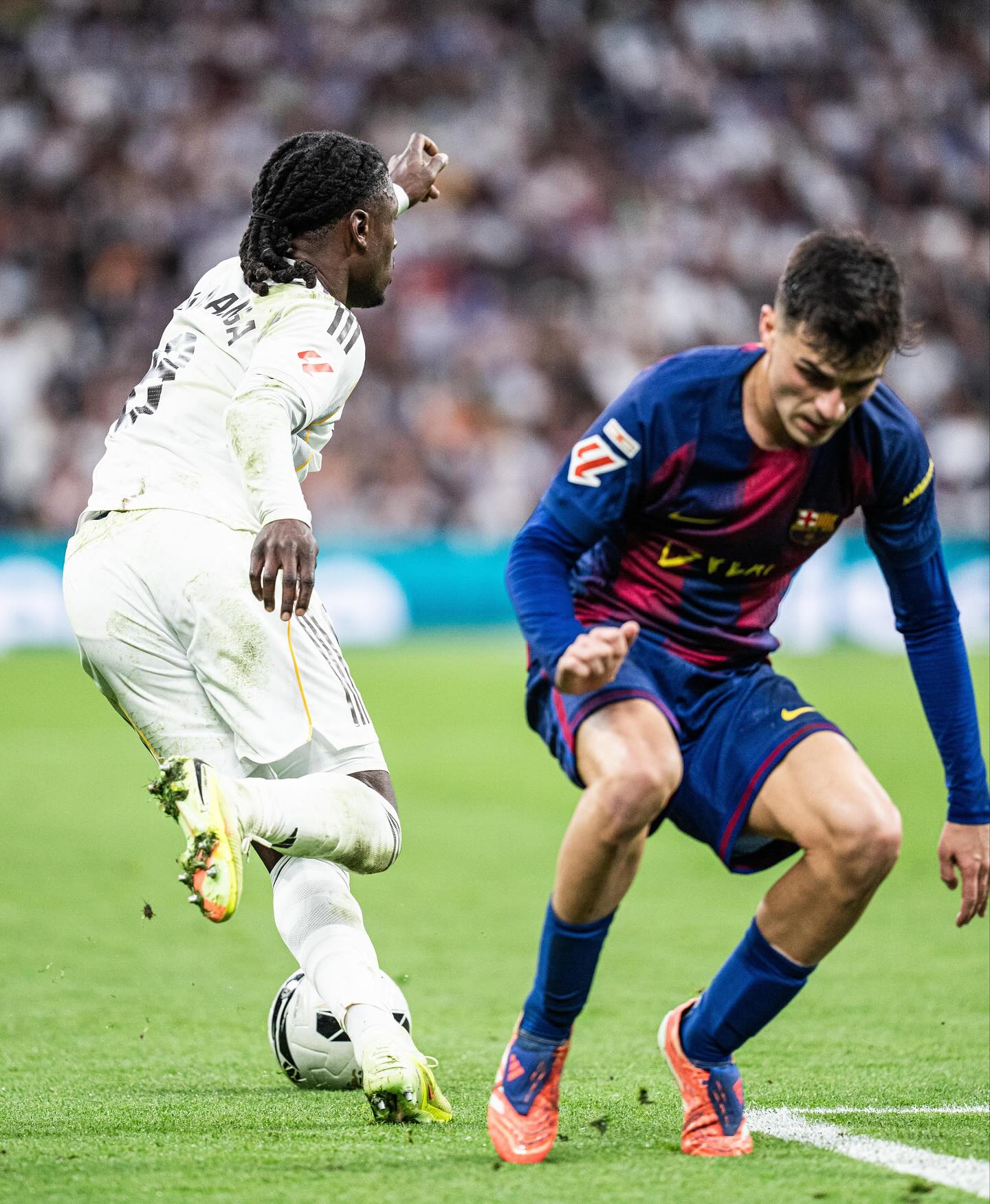 photo_2025-10-27_02-25-36 ادواردو کاماوینگا