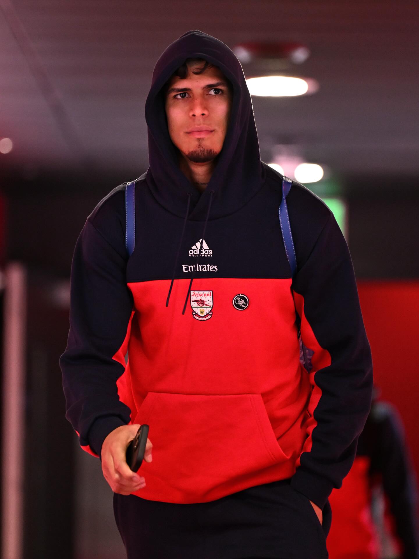 photo_2025-10-27_02-27-22 پیرو هینکاپیه