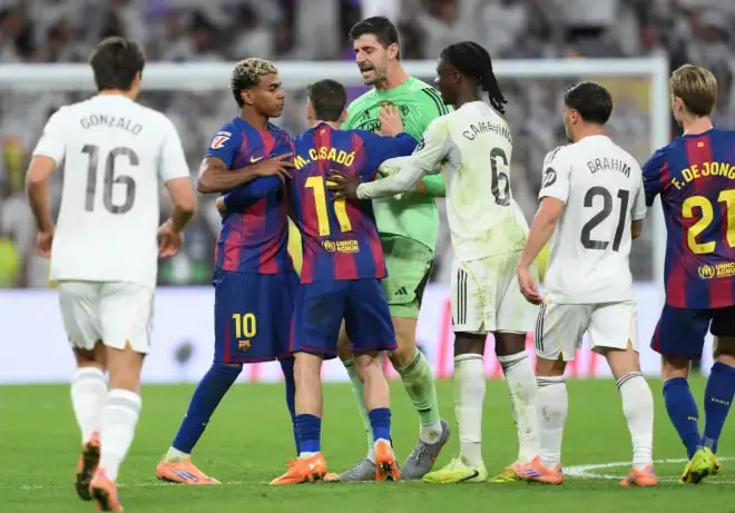 photo_dbb2dbb0dbb2dbb5-dbb1dbb0-dbb2dbb7_dbb1dbb1-dbb4dbb0-dbb2dbb2 درس بزرگ یامال در برنابئو: ستاره جوان بارسا باید مراقب گفتارش باشد