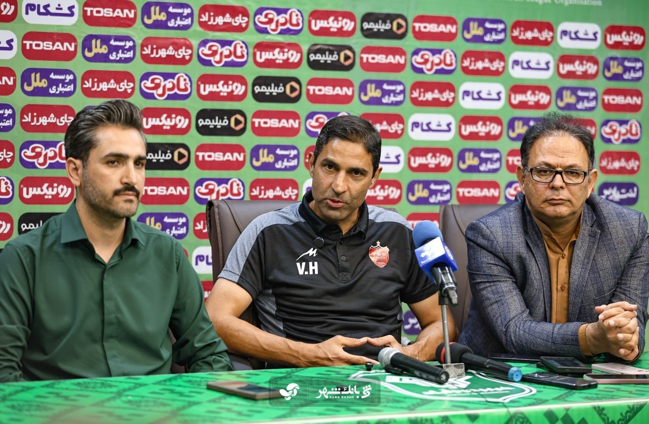 vahidhashemian_2025-10-17_18-39-40 وحید هاشمیان