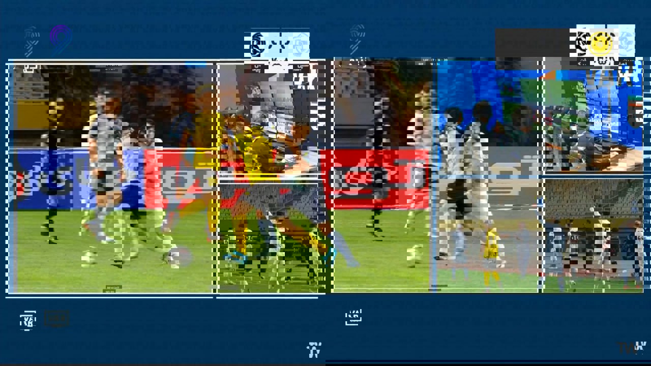 صحنه مشکوک در پایان نیمه نخست دیدار سپاهان و پیکان