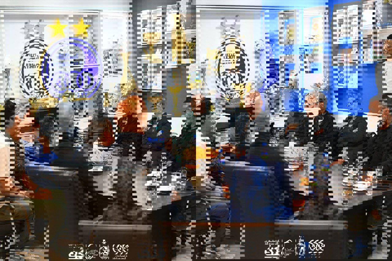 بازدید تاجرنیا از آکادمی استقلال و برگزاری یک جلسه مهم