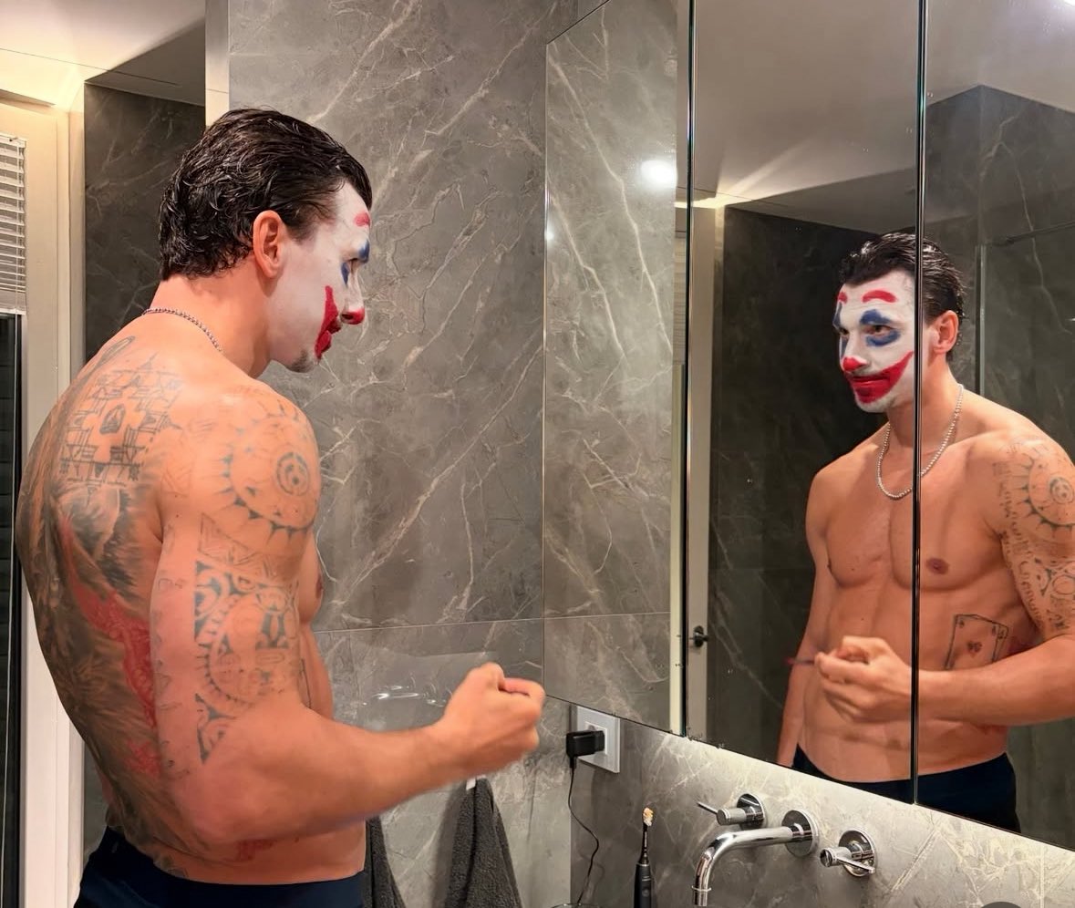 20251101_095833 زلاتان ابراهیموویچ از ظاهر جدید خود به مناسبت هالووین رونمایی کرد