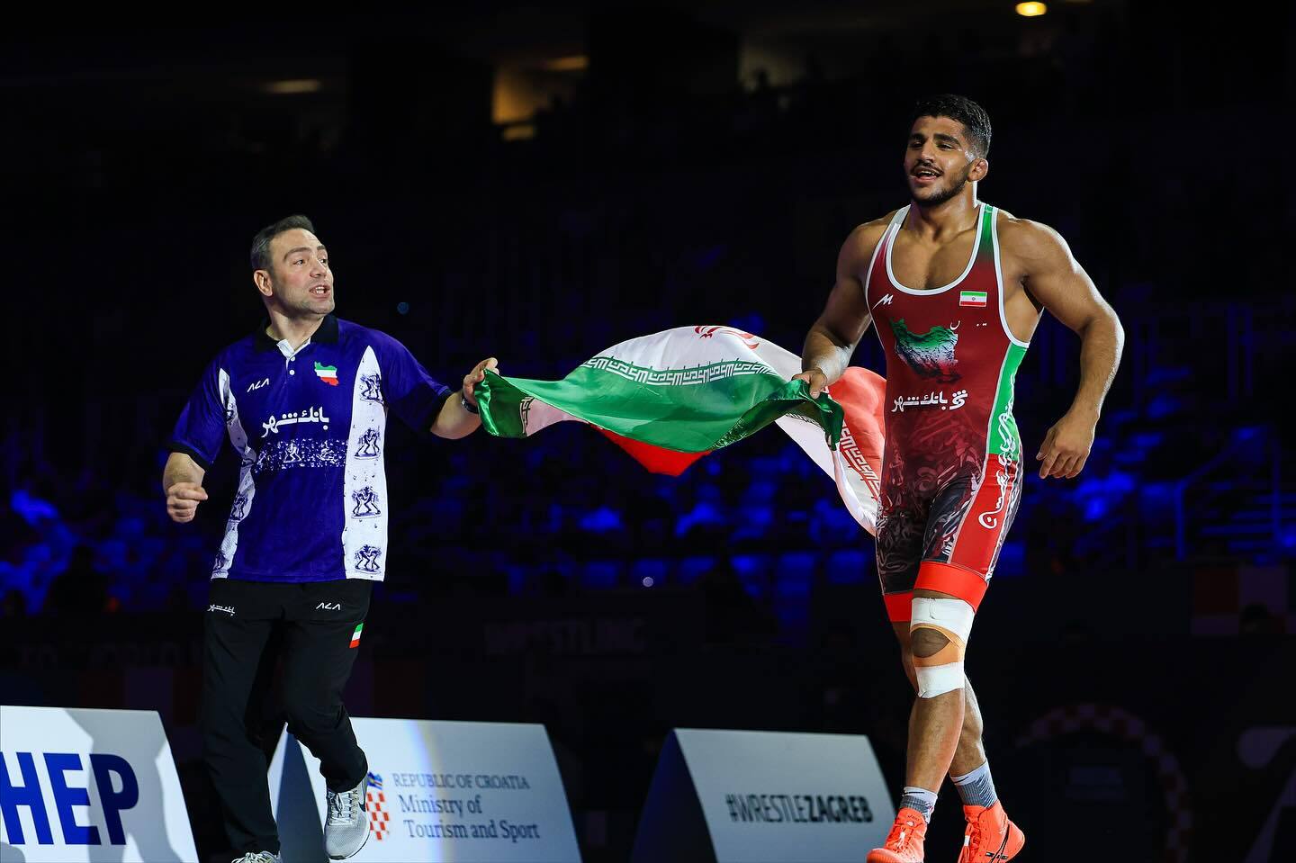 فرخی: از سنندج تا شیراز ته اتوبوس گریه کردم/ نقطه عطف زندگی تختی، ادامه دادنش بود/ فوتبال پارتیبازی و مافیاست فرخی: از سنندج تا شیراز ته اتوبوس گریه کردم/ نقطه عطف زندگی تختی، ادامه دادنش بود/ فوتبال پارتیبازی و مافیاست