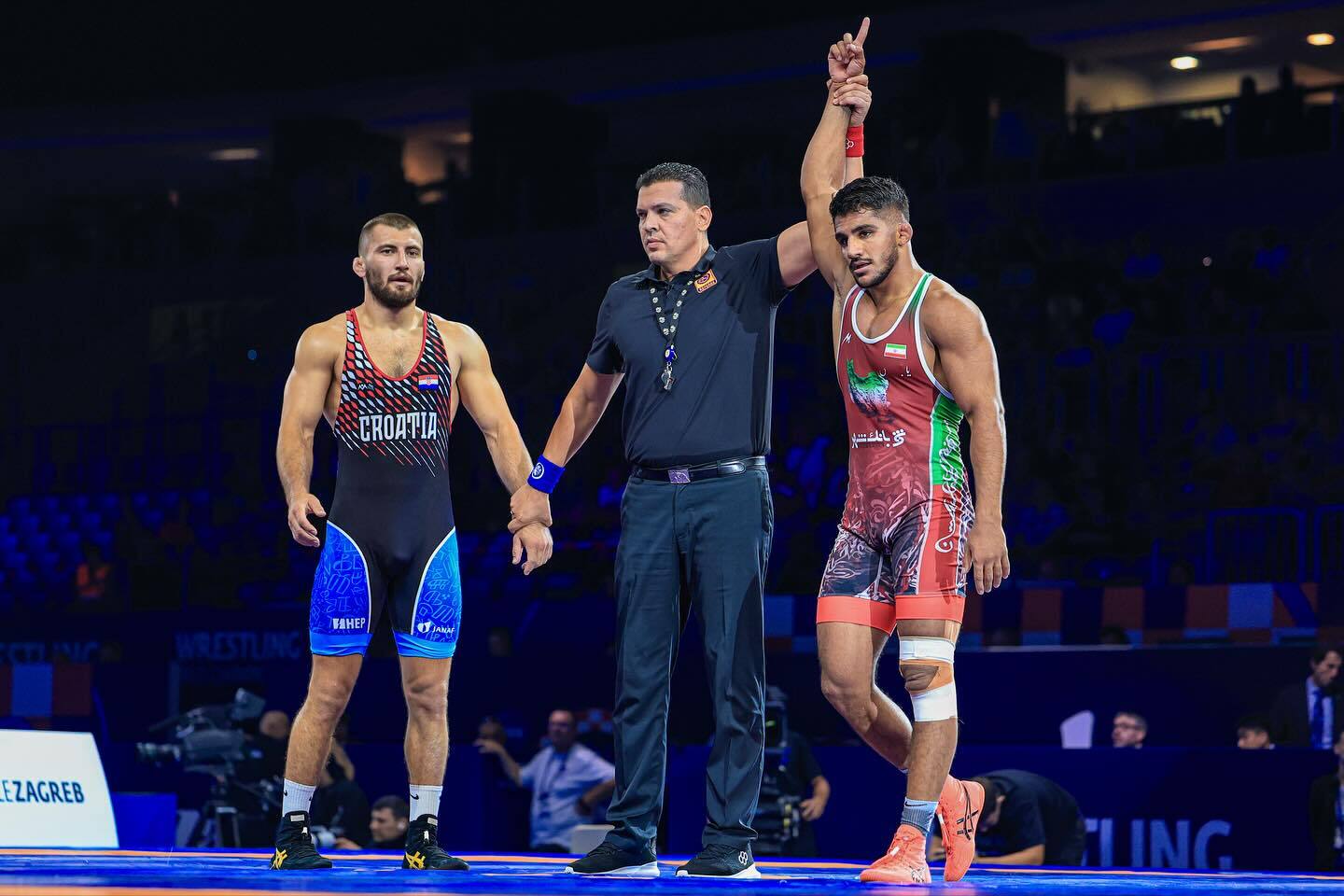 فرخی: از سنندج تا شیراز ته اتوبوس گریه کردم/ نقطه عطف زندگی تختی، ادامه دادنش بود/ فوتبال پارتیبازی و مافیاست فرخی: از سنندج تا شیراز ته اتوبوس گریه کردم/ نقطه عطف زندگی تختی، ادامه دادنش بود/ فوتبال پارتیبازی و مافیاست