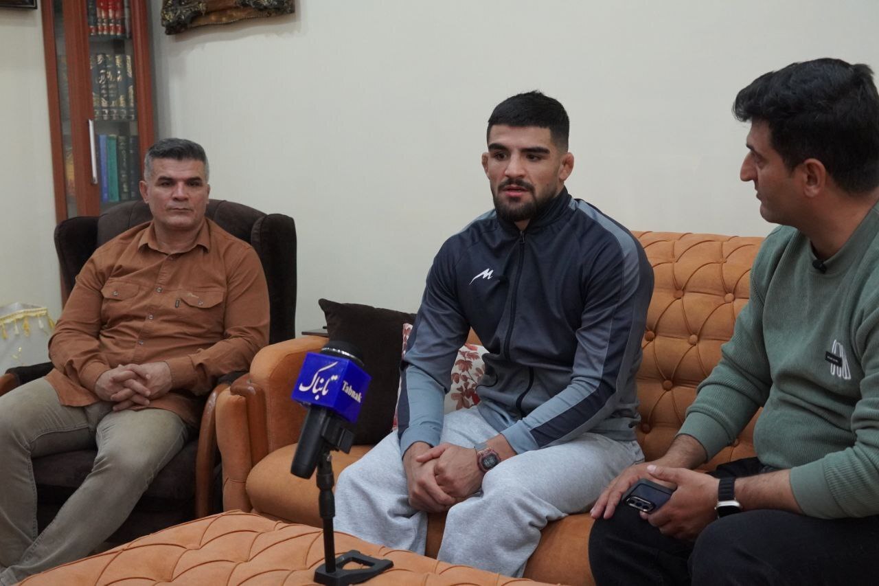 2146043_910-1 بزرگترین دغدغه من موضوع استخدامی و اشتغال است