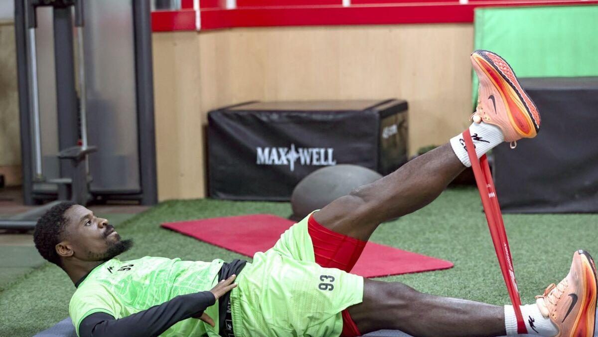 تمرینات سرژ اوریه بازیکن ساحل عاجی تنومند تیم پرسپولیس برای دیدار با تراکتور