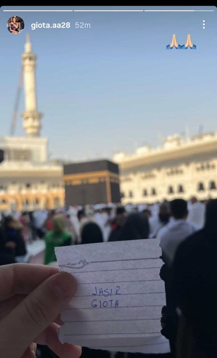 عاشقانه‌های یاسر آسانی و همسرش؛ آوازه‌شان تا مکه هم رفت! +عکس