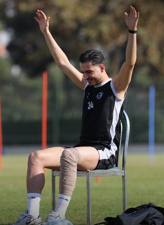 5772077 بازگشت مهاجم ملی پوش پس از عمل جراحی