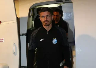 وریا غفوری : هزاران بار شکرگزارم که یکبار دیگر افتخار حضور در استقلال را داشتم