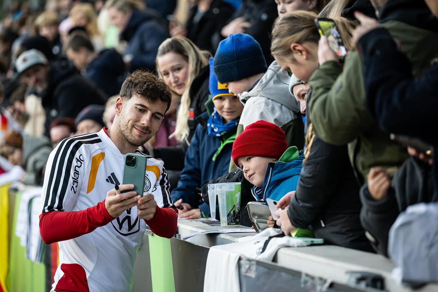 photo_2025-11-11_01-38-13 لئون گورتسکا