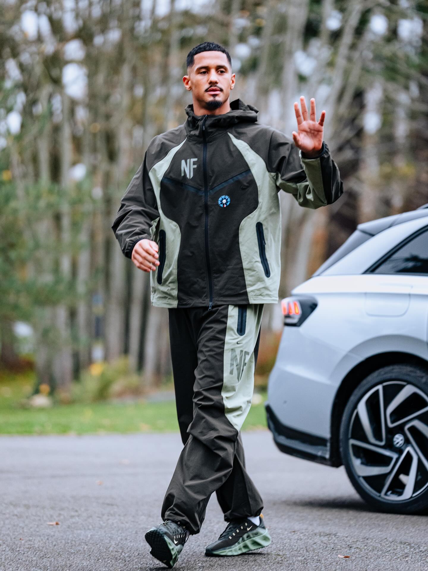 photo_2025-11-11_01-40-16 ویلیام سالیبا