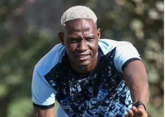 بازگشت موسی جنپو به تمرین استقلال پس از غیبت طولانی‌مدت به خاطر مصدومیت