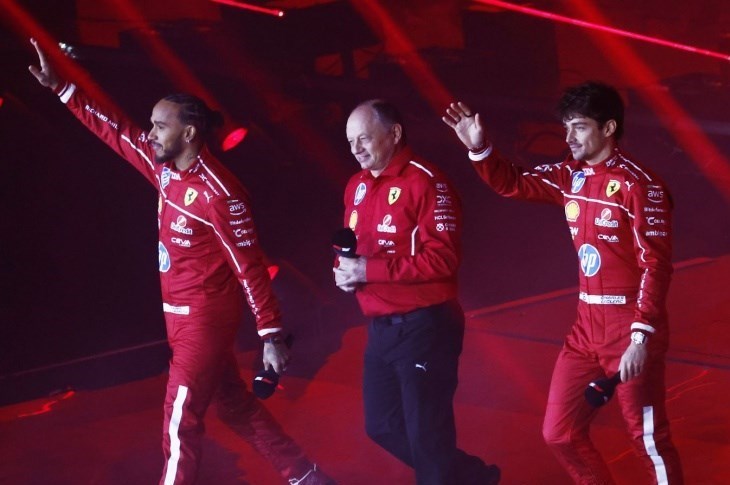 14040204091611126326584110 اتومبیلرانی فرمول یک ,