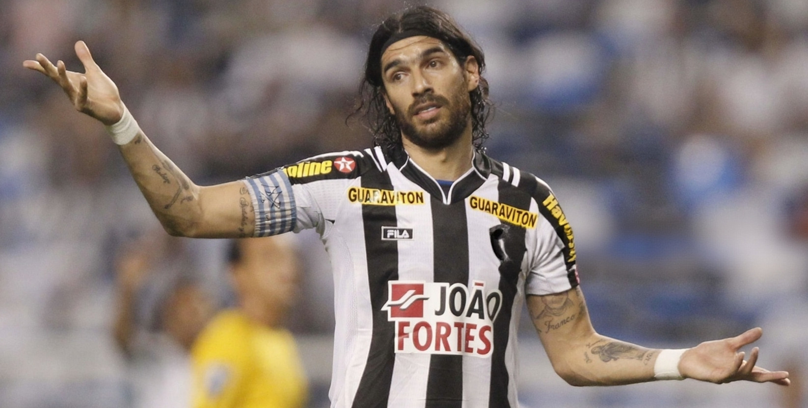 2025-12-08_050203 سباستین آبرو در بوتافوگو