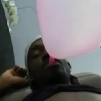 20251207_185747 مصرف مواد مخدر توسط بازیکن جنجالی تاتنهام