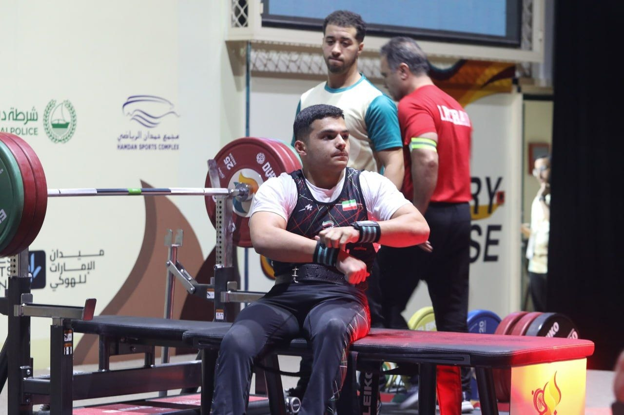 محمدحسین پور نایب قهرمان دسته 80 کیلوگرم شد محمدحسین پور نایب قهرمان دسته 80 کیلوگرم شد