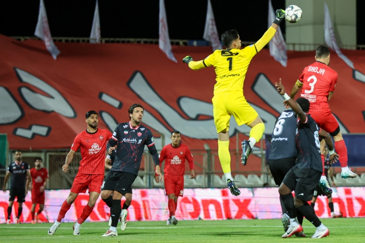 تراکتور - پرسپولیس و موقعیت ویژه اسکوچیچ و اوسمار؛ دروازه بهشت! تراکتور - پرسپولیس و موقعیت ویژه اسکوچیچ و اوسمار؛ دروازه بهشت!