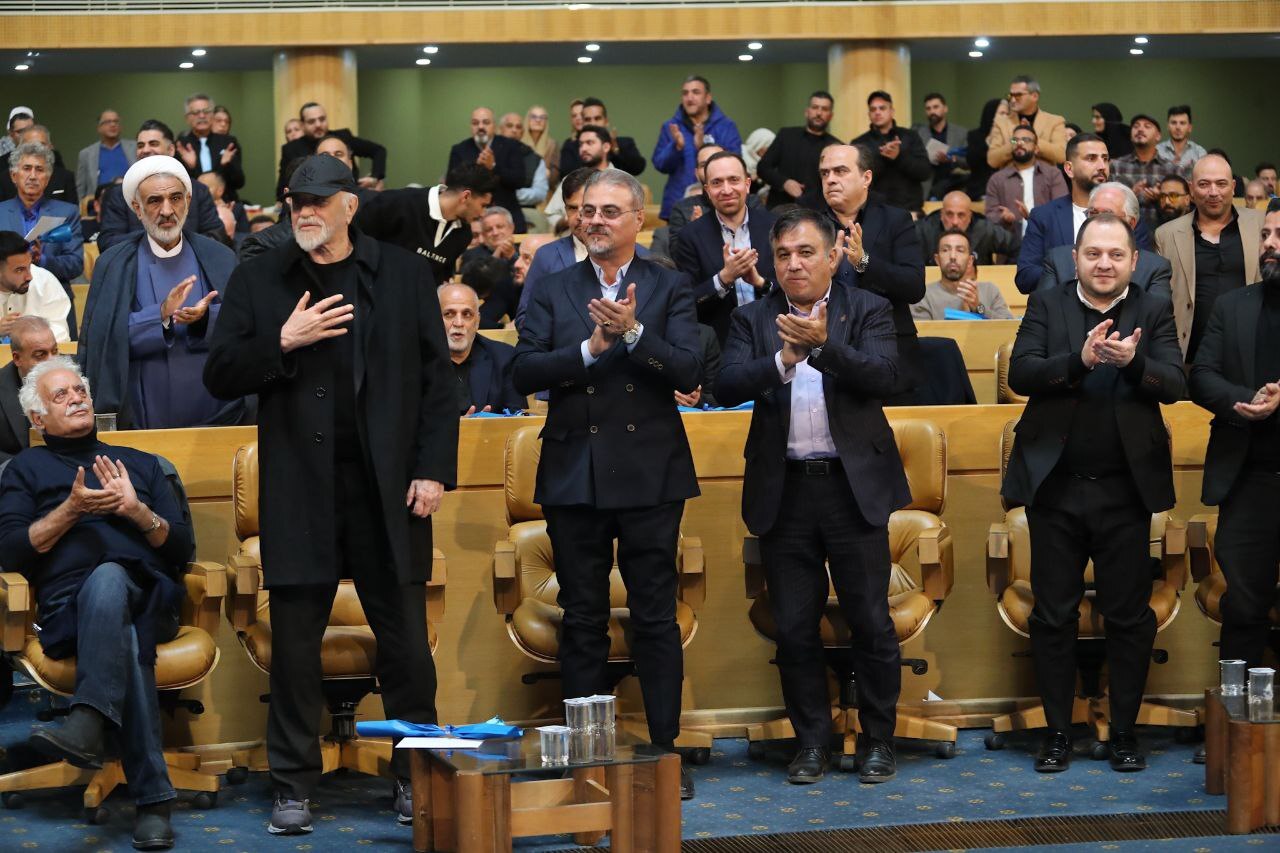 مدیران شریعت در مدار بریز و بپاش؛ استقلال جشن میخواست یا زیرساخت؟ مدیران شریعت در مدار بریز و بپاش؛ استقلال جشن میخواست یا زیرساخت؟