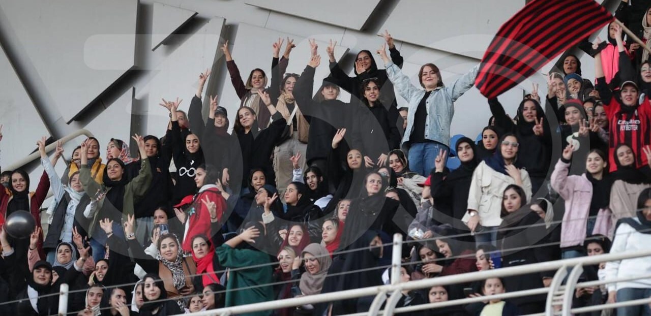 سوال مهم در حاشیه میزبانی استقلال در مشهد؛ مجوز حضور زنان صادر شد؟