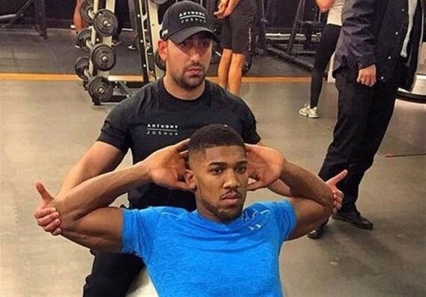 جان باختن مربی ایرانی در نیجریه