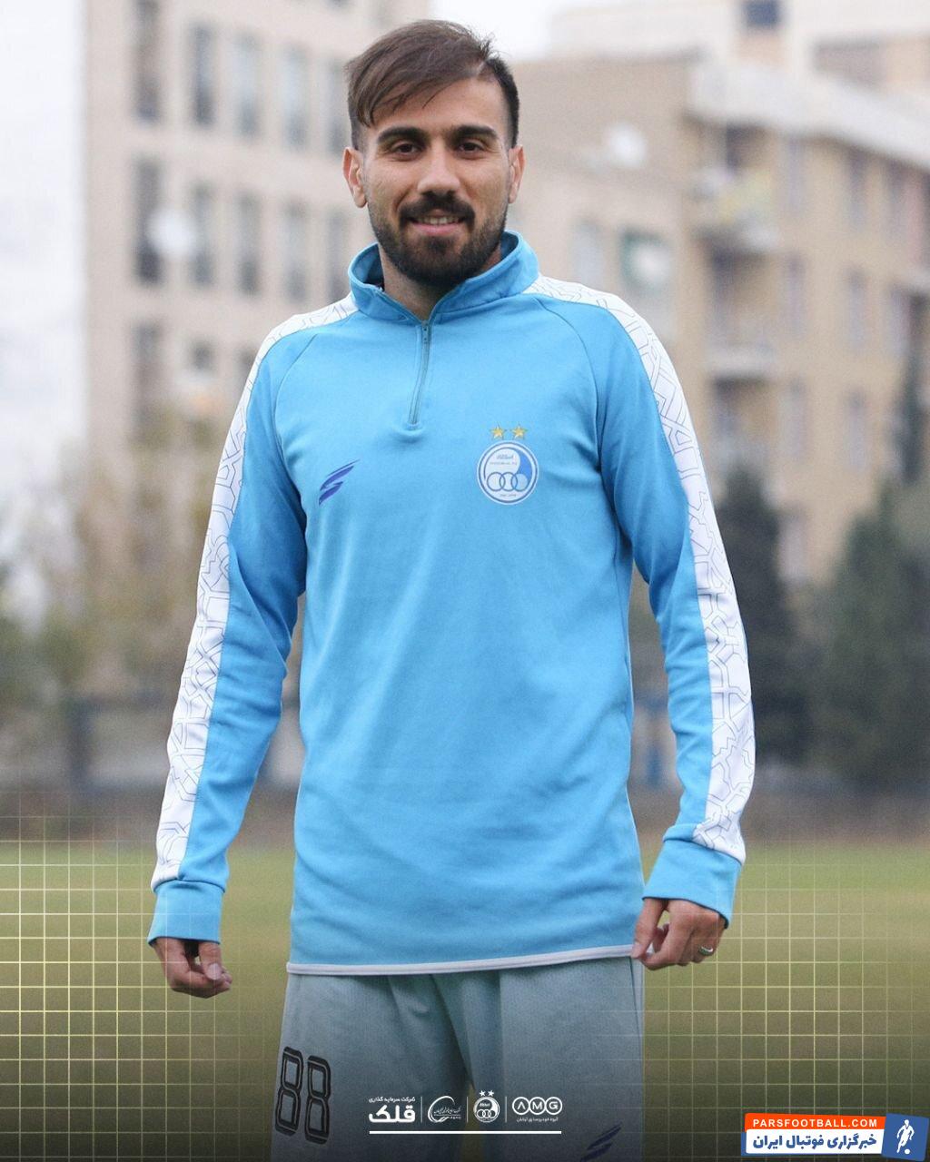 مهران احمدی هافبک مصدوم استقلال در تمرین دیروز این تیم حضور پیدا کرد
