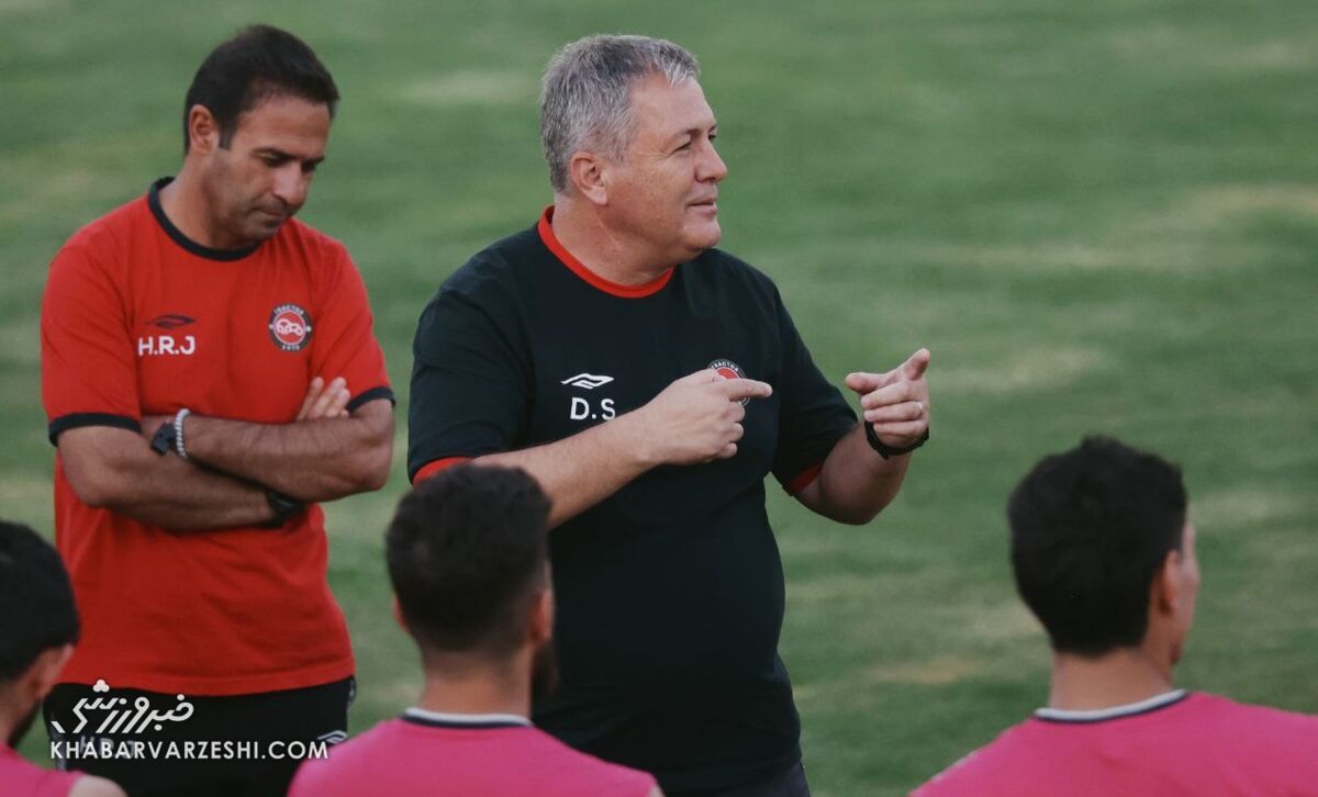 399297 سرمربی تراکتور