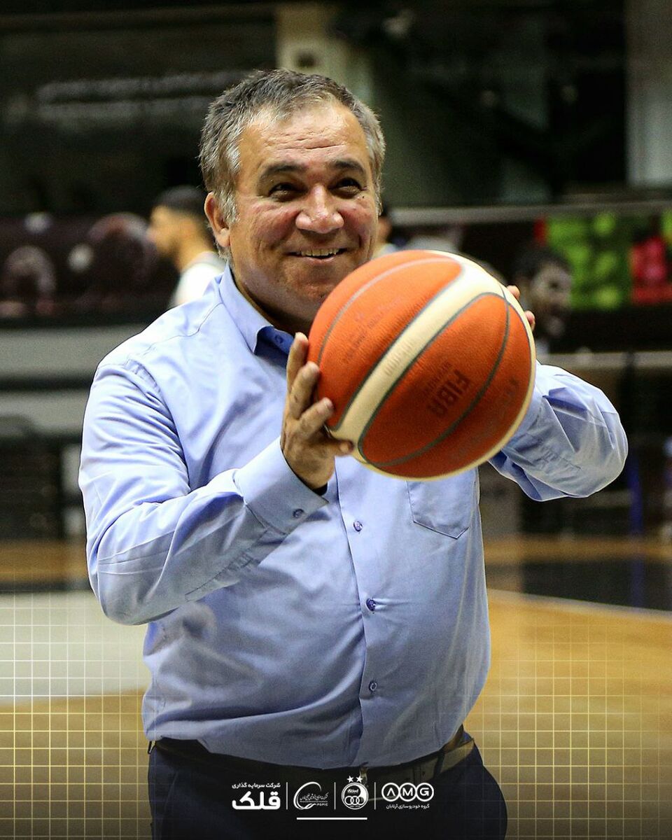 402685 علی تاجرنیا