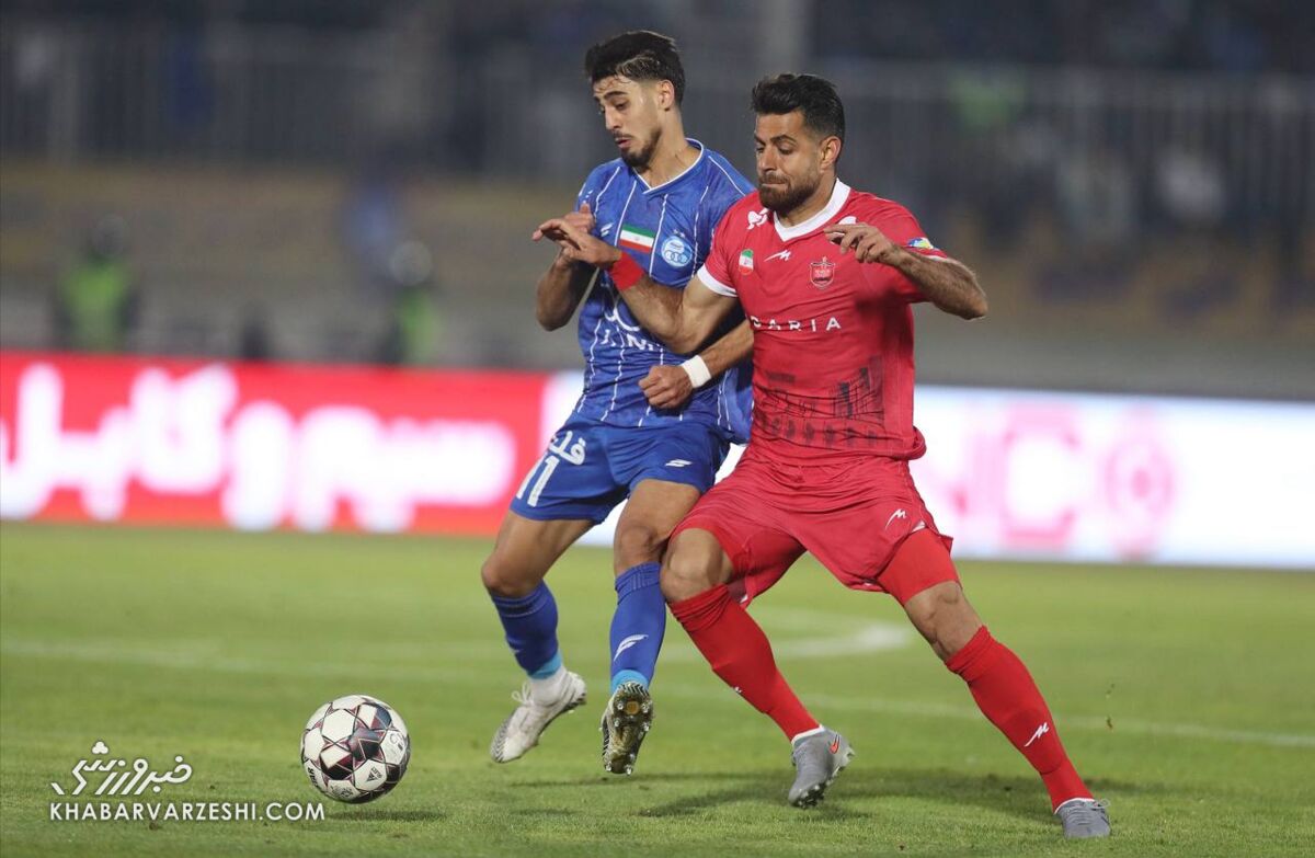 414897 مرتضی پورعلیگنجی در دیدار پرسپولیس و استقلال