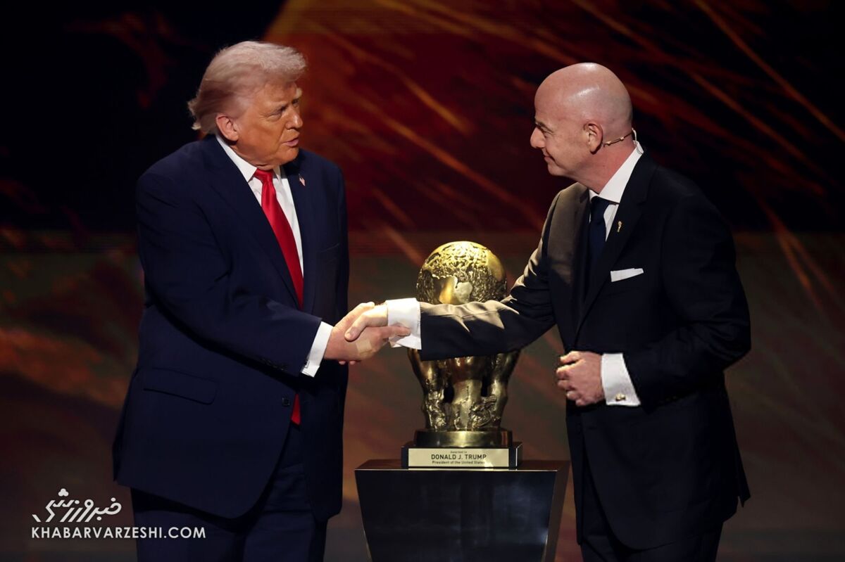 414940-1 اهدای جایزه صلح فیفا به دونالد ترامپ