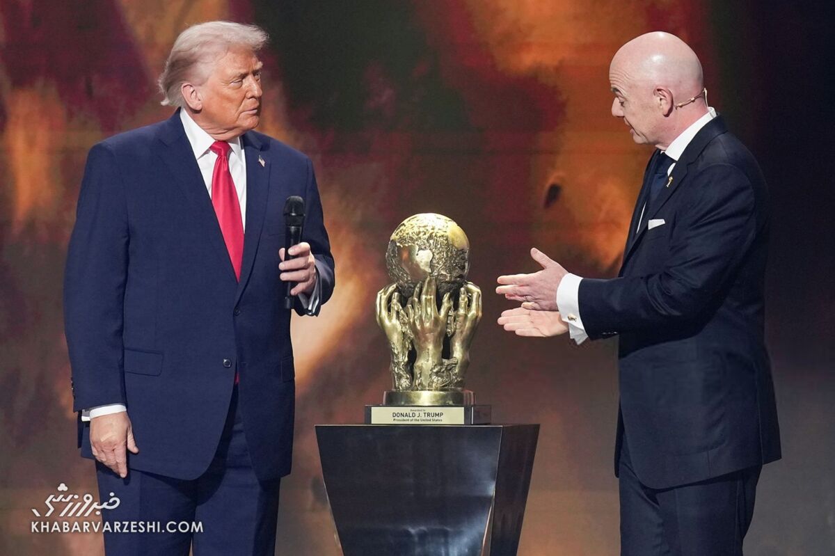 415370 جانی اینفانتینو و دونالد ترامپ