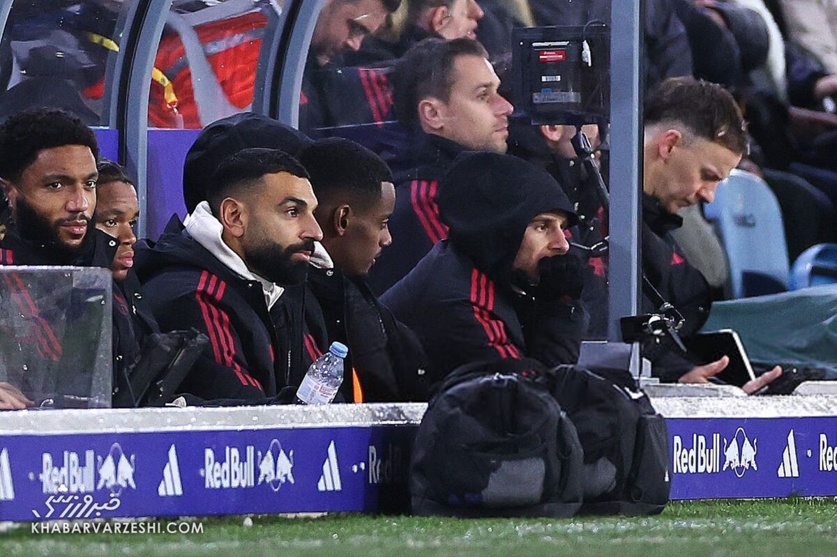 415931 محمد صلاح روی نیمکت لیورپول