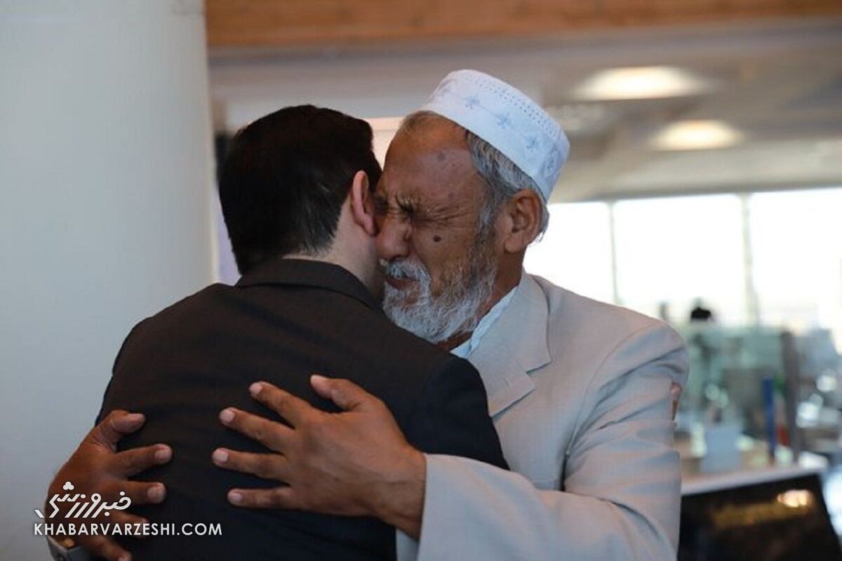 416093 مراسم چهلمین روز درگذشت ستاره ورزش ایران با اشک و اندوه برگزار شد +تصاویر