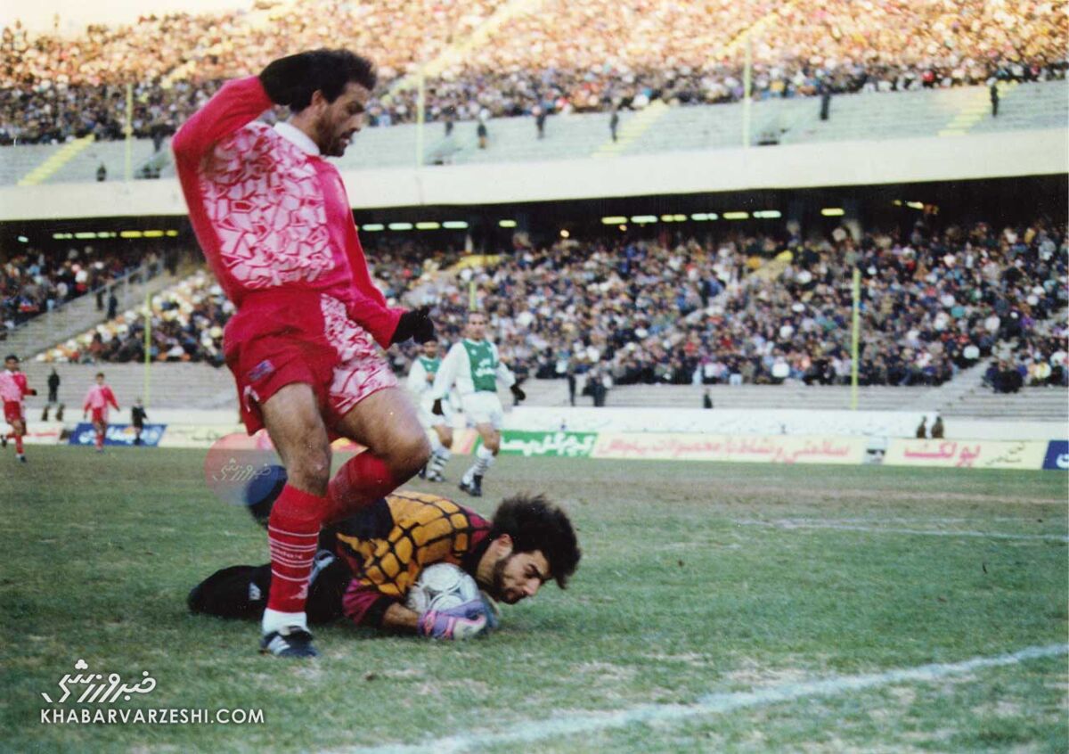416173 تورق تاریخ| تیم پیروزی بالاخره به صدر رسید +عکسهای پرسپولیس ۱۳۷۴