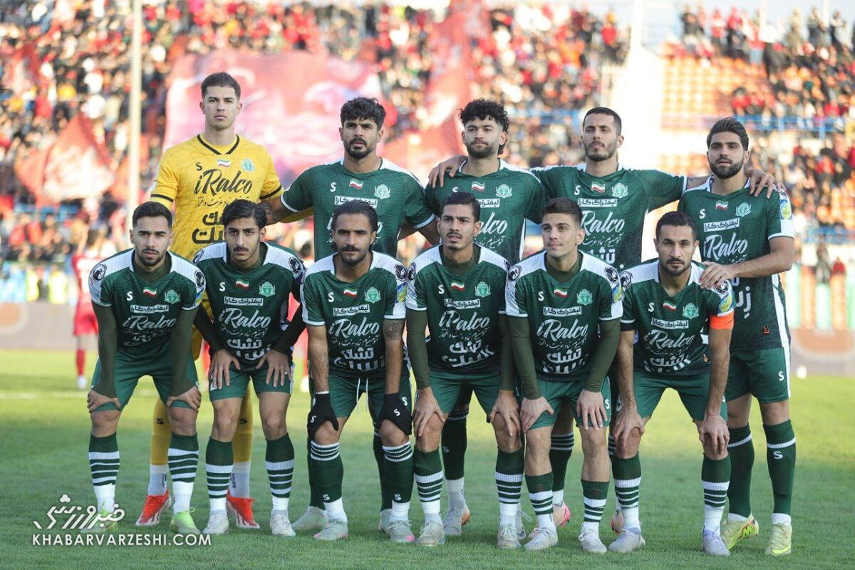 416249 پرسپولیس ۱ - آلومینیوم۰/ طلسمشکنی شیرین بیفوما برای صدرنشینی سرخها