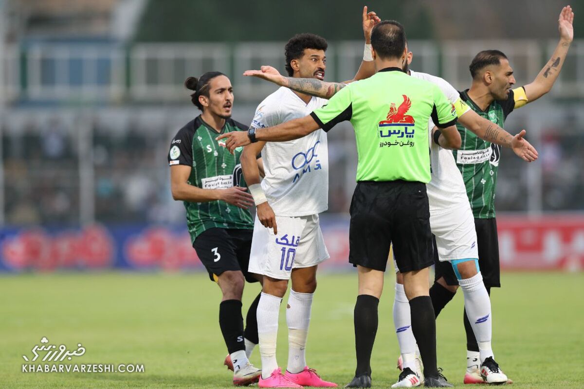 416477-2 روزبه چشمی و رامین رضاییان