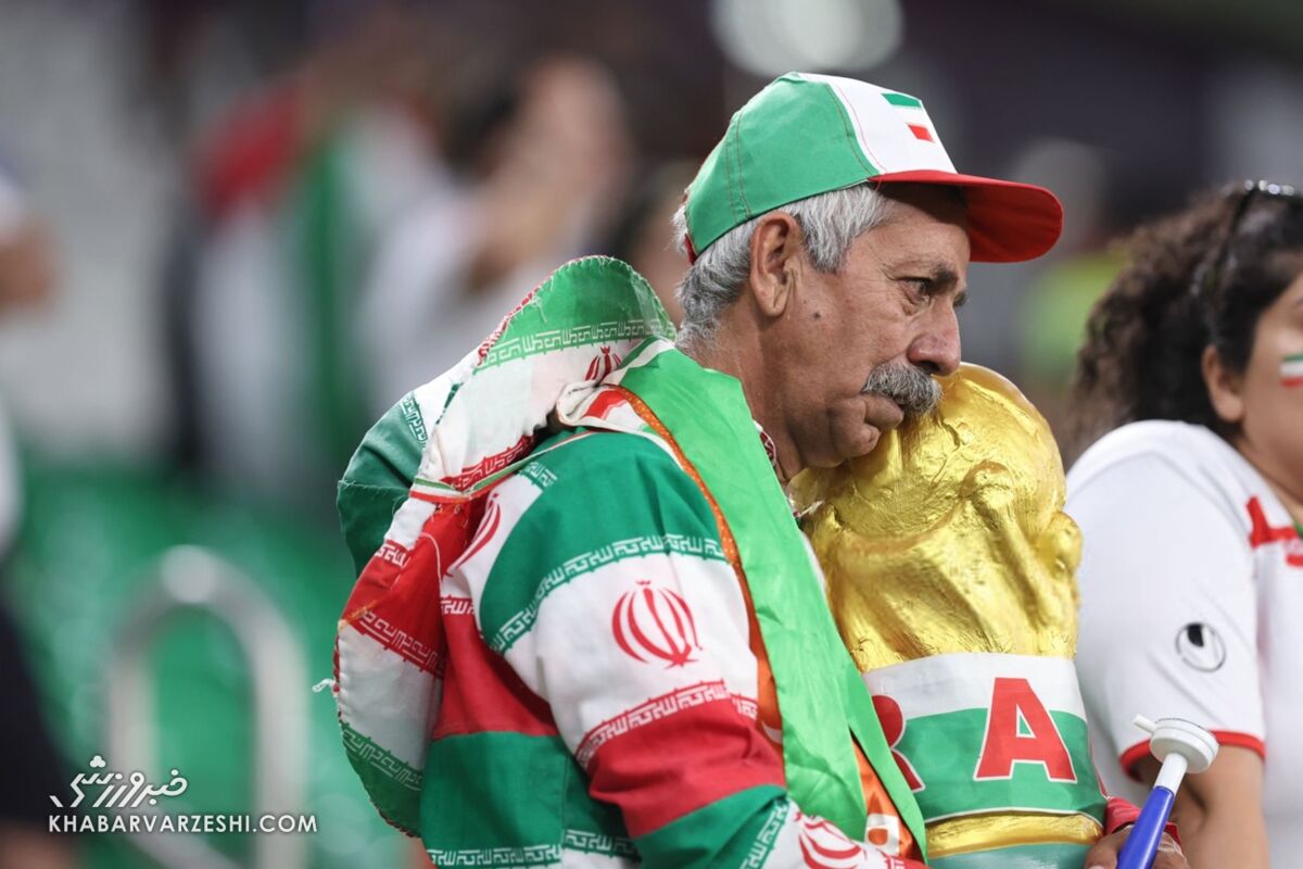 416811-1 هوادار تیم ملی ایران