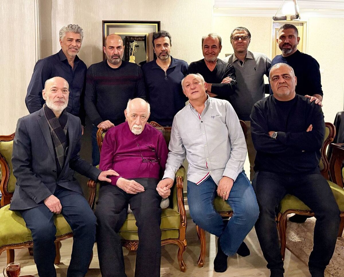 416813 اردشیر لارودی