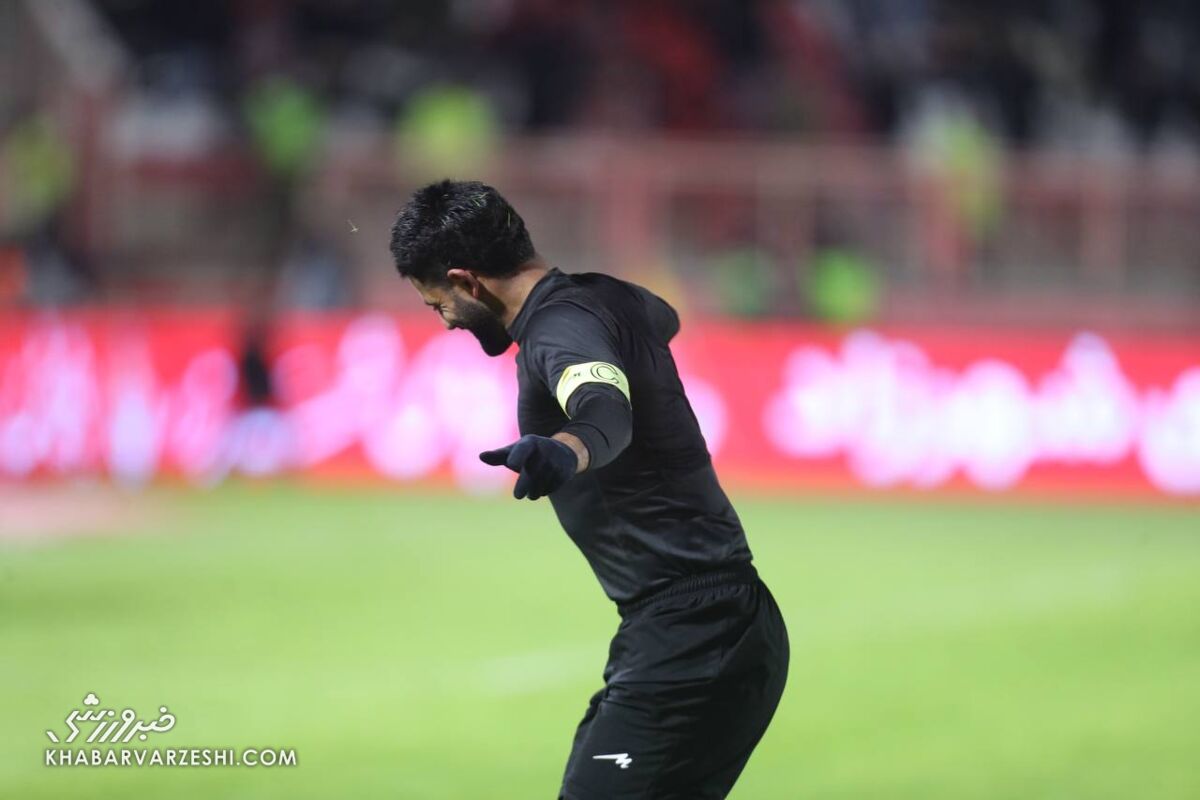 رقص ویژه حسین کنعانی مقابل چشم هزاران تبریزی در یادگار امام +تصاویر