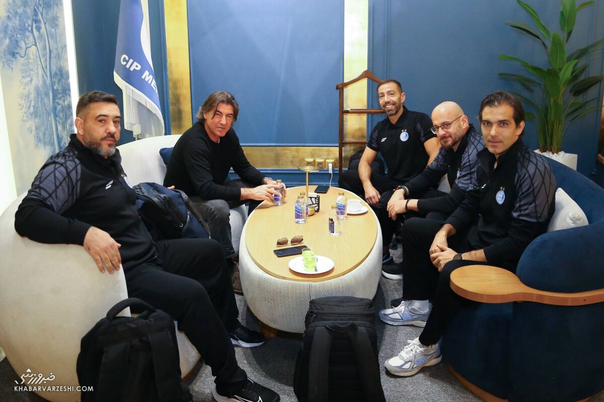 جلسه استقلال