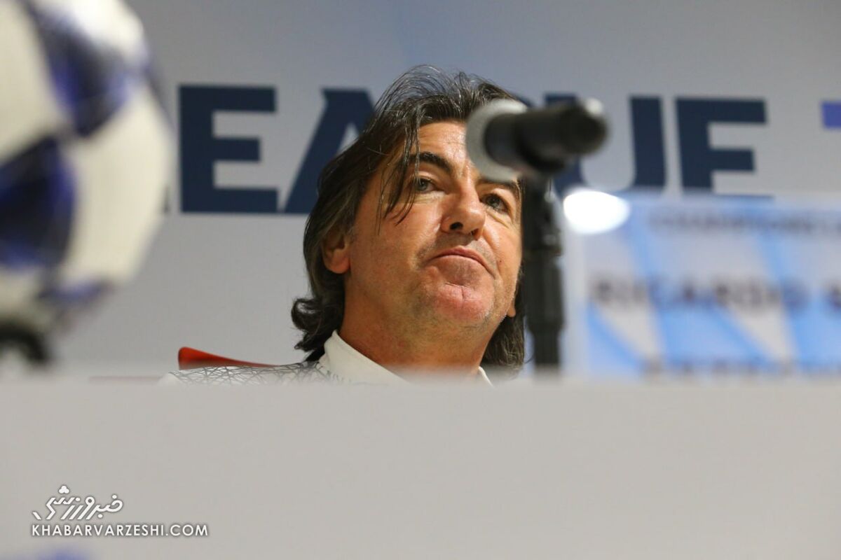 سرمربی استقلال