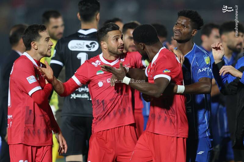 ماجرای درگیری اوریه و کنعانی زادگان در پایان دربی +عکس و فیلم