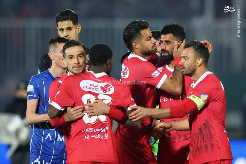 ماجرای درگیری اوریه و کنعانی زادگان در پایان دربی +عکس و فیلم