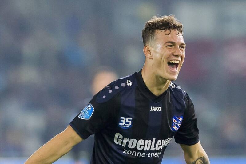 4553590 رونمایی از گزینه پرسپولیس در خط حمله؛ شاگرد جدید اوسمار از اروپا میآید؟