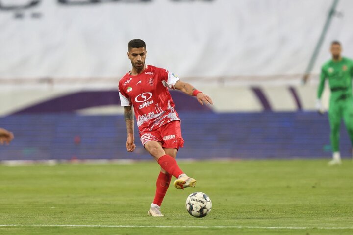 خروج شماره ۱۰ پرسپولیس برای بازگشت هافبک خارجی هب ترکیب اصلی