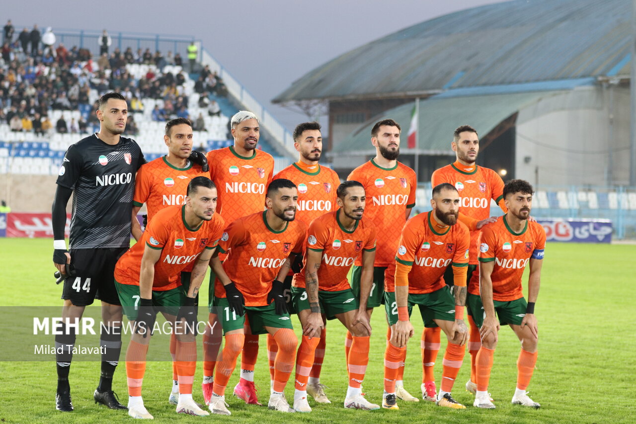 خیز استقلال و سپاهان برای رسیدن به صدرجدول/ ملوان علیه یک رکورد منفی