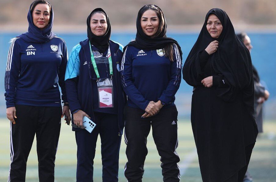 5811353 توصیه سرمربی استقلال به فدراسیون: نسل جدید فوتسال زنان باید دیده شود