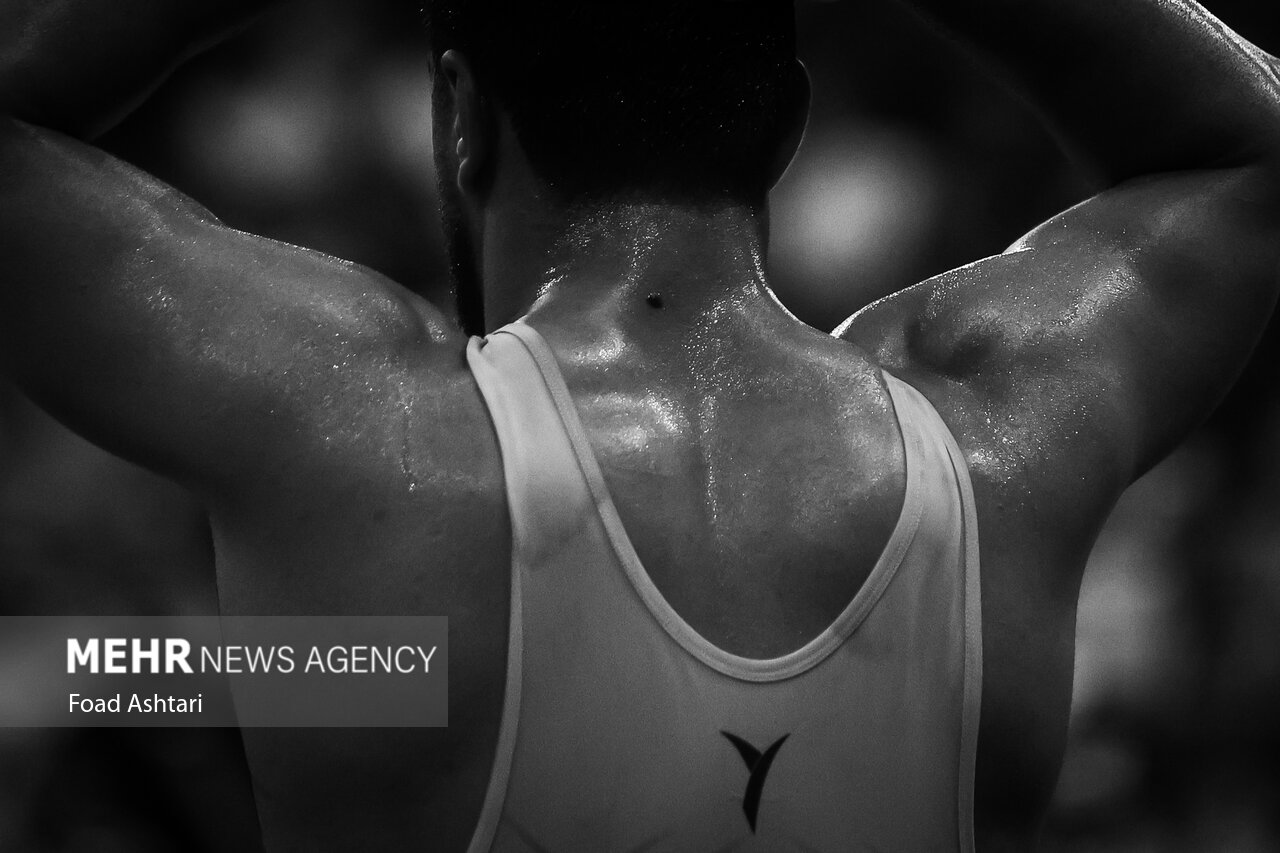 5822291 حالا که «مُضر» هستیم از کشتی میرویم/ دبیر به اقدام درستکار رسیدگی کند